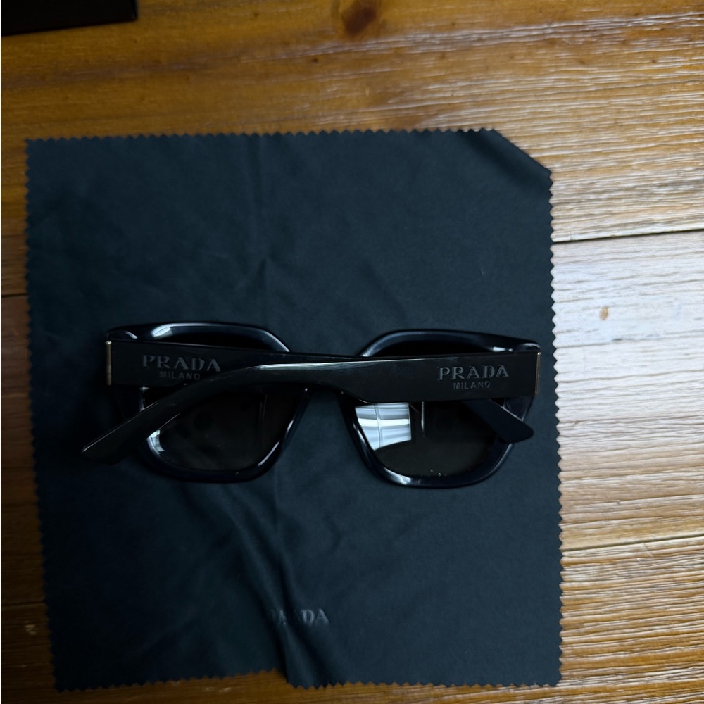 PRADA Sunglasses - Picture 3 of 5